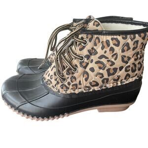 Magellan NEW Leopard Cheetah Duck Boots Size 6 Lace Up Water Outdoor